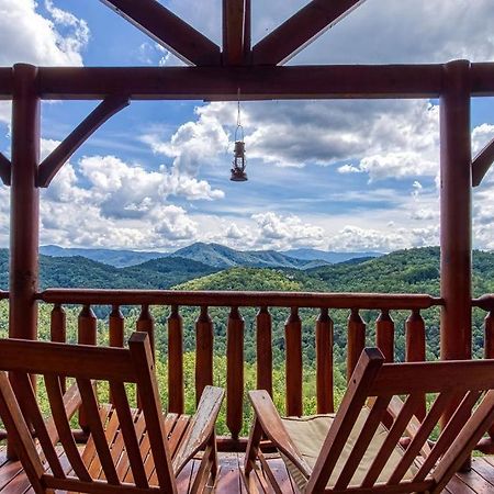 セバービル Endless View- Amazing Panoramic Mountain Views, Pool Access, Free Area Attraction Ticketsヴィラ エクステリア 写真