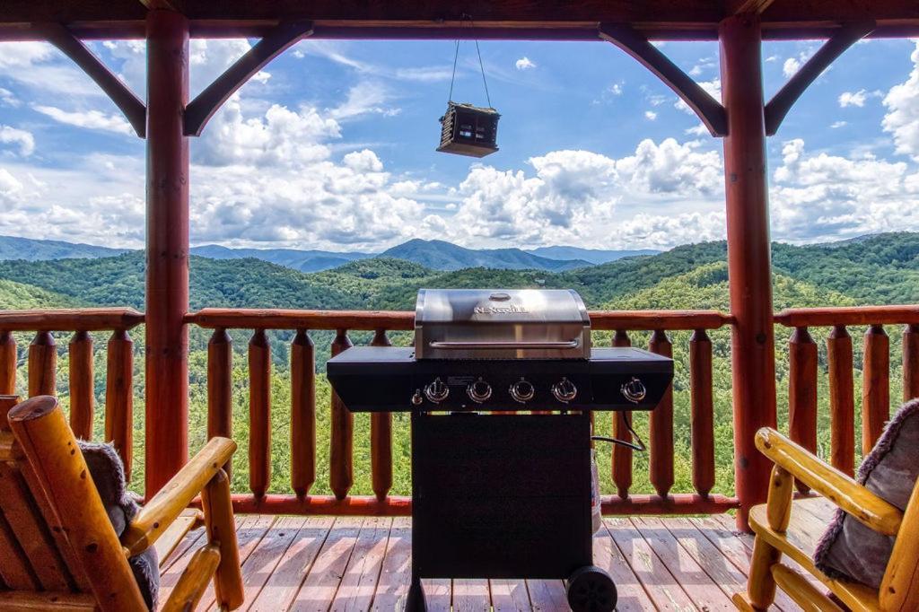 セバービル Endless View- Amazing Panoramic Mountain Views, Pool Access, Free Area Attraction Ticketsヴィラ エクステリア 写真